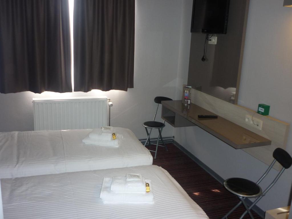 Hotel Les 100 Ciels เซนท์-ฮิวเบิร์ต ห้อง รูปภาพ
